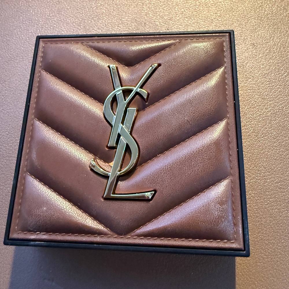 YSL bronzer- ALL HOURS HYPER BRONZE.
